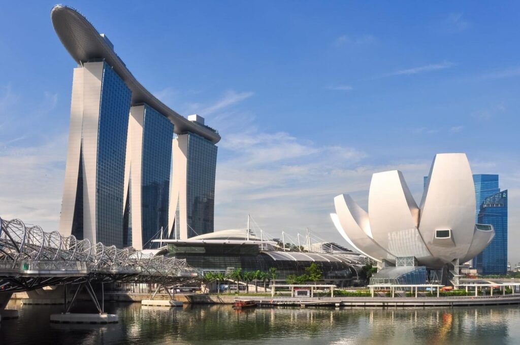 Singapore (around 345.33 Mbps)